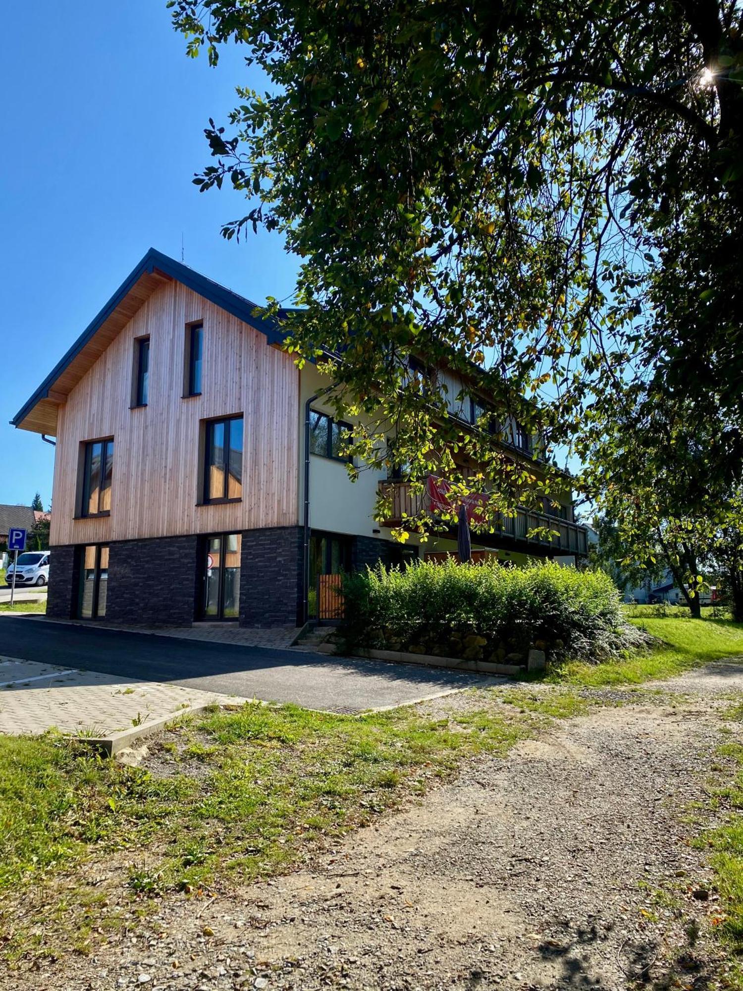 Apartman Na Brehu Lipna Černá v Pošumaví 外观 照片